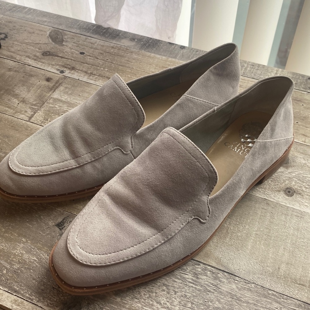 New Vince camuto Womens loafers